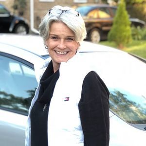 Meet your Posher, Robin